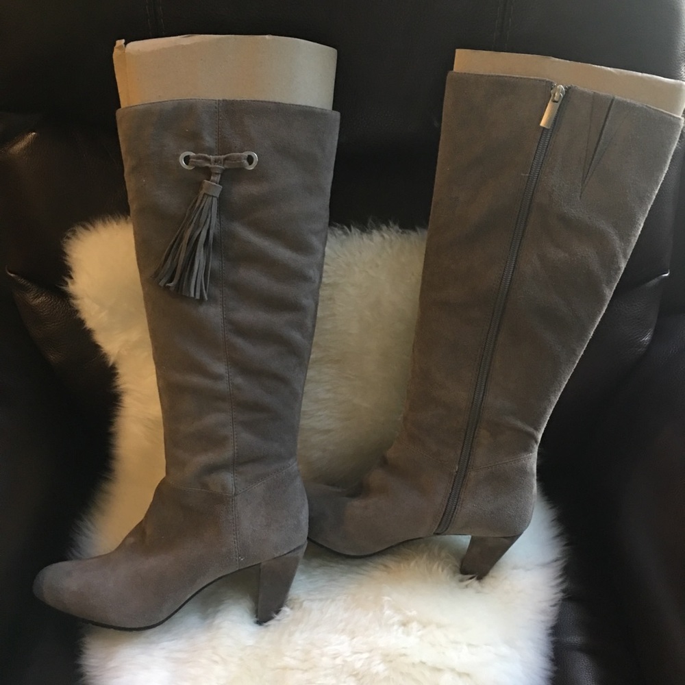 Bandolino Grey Boots